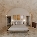 Cenobio & 4* מטרה